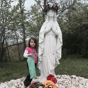 Meet your Posher, Debbie